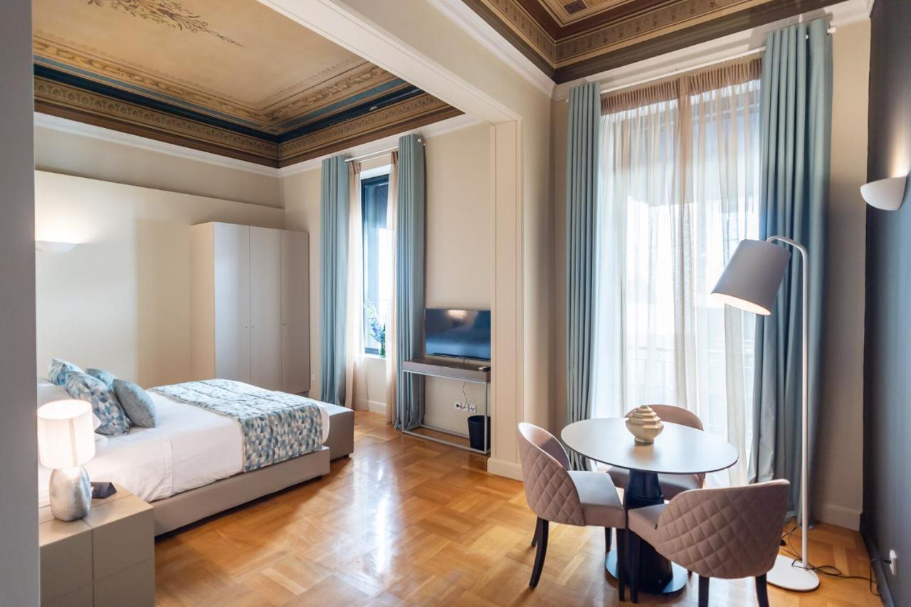 33Solonossuites Athén Kültér fotó